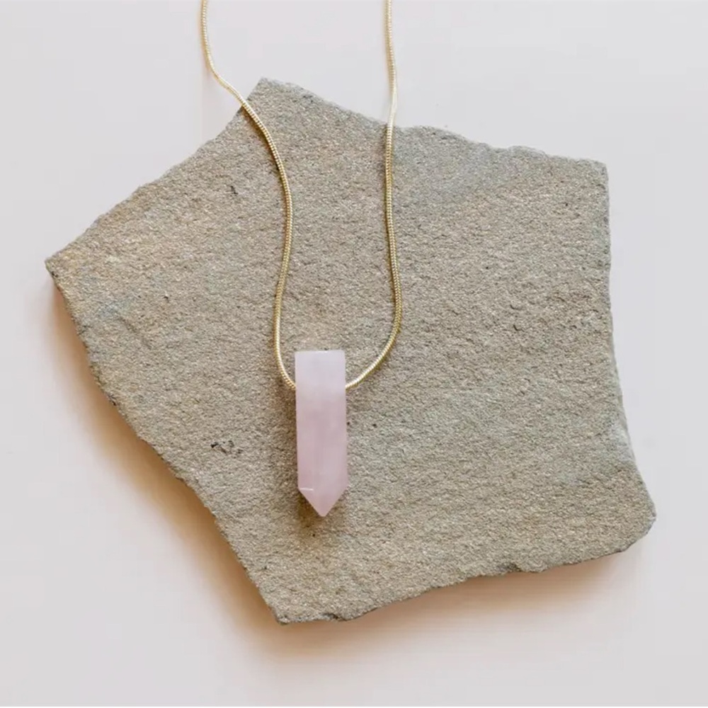 JaxKelly Necklace - Rose Quartz Point Box Chain